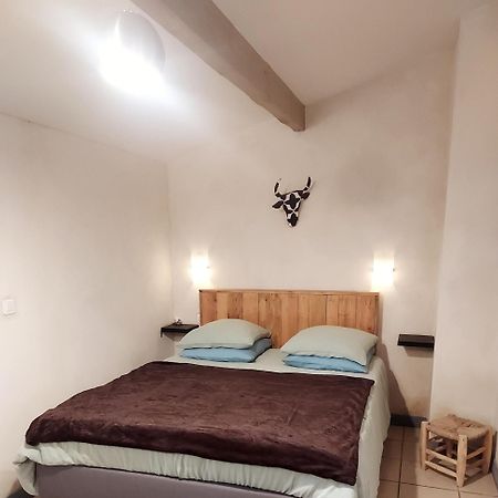 Bed and Breakfast Bergerie d'Alivon en Camargue à Albaron Extérieur photo